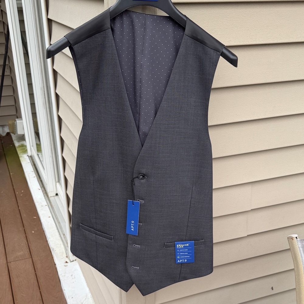 NWT Apt. 9 Premier Flex Performance Men's Vest Large Slim Fit Grey